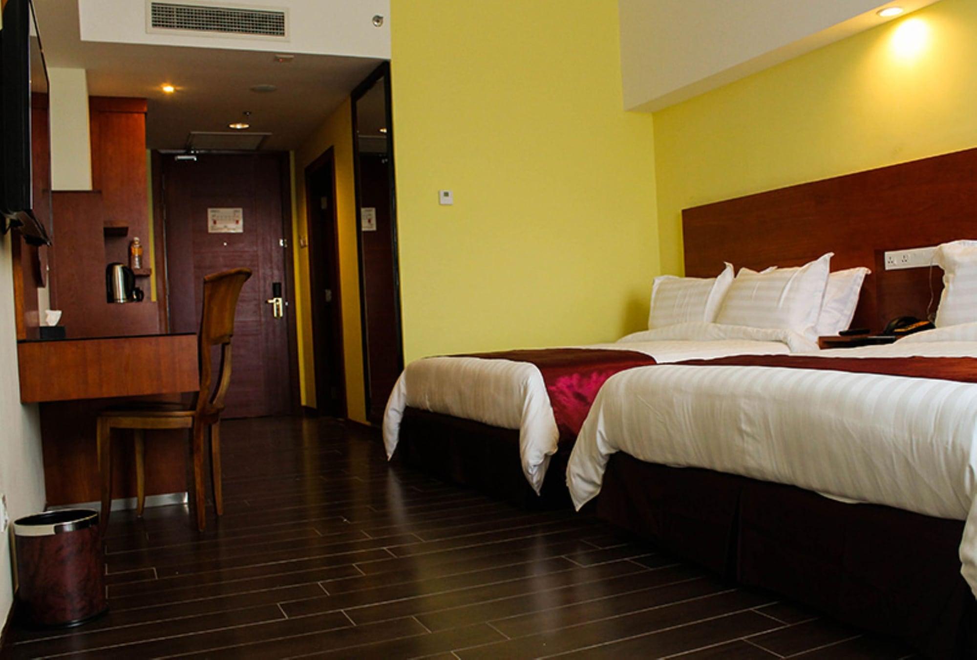 Palm Seremban Hotel Екстериор снимка