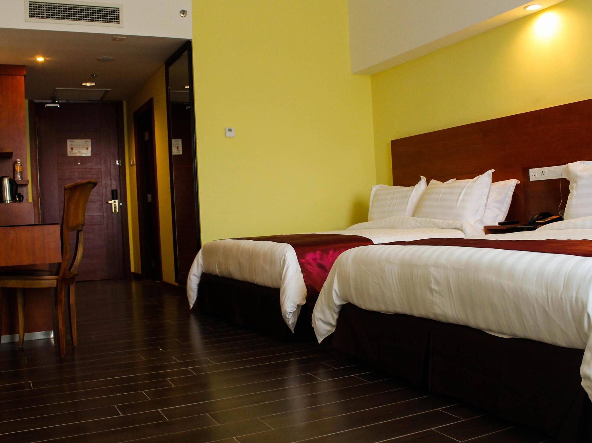 Palm Seremban Hotel Екстериор снимка